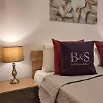 B&S Accommodation Seafront Duplex Penthouse