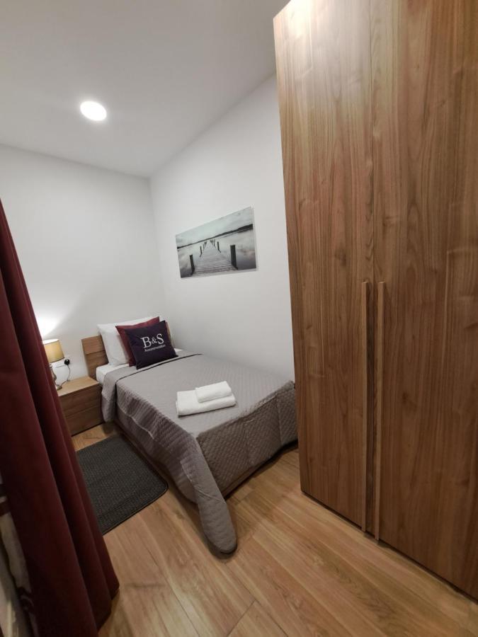 B&s Seafront Duplex Penthouse Apartment *