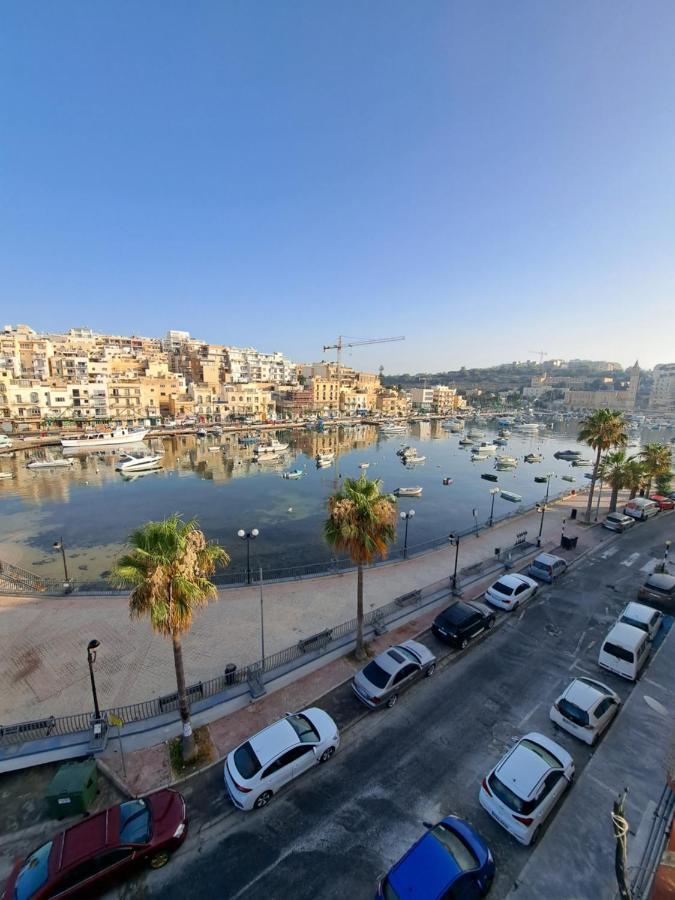 B&s Seafront Duplex Penthouse Marsaskala